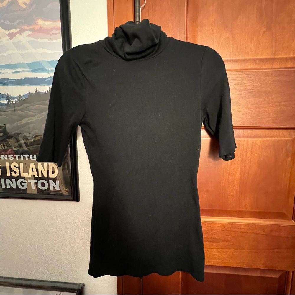 Merona black short sleeve turtleneck